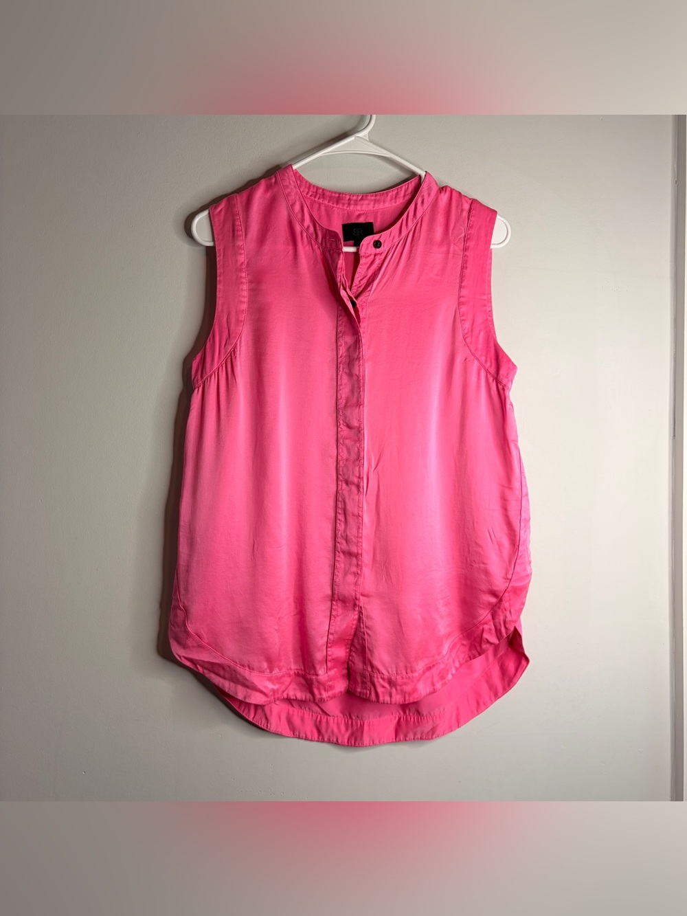 100% Silk‎ Banana Republic Sleeveless Bright Pink Button Up Tunic Tank Top Small